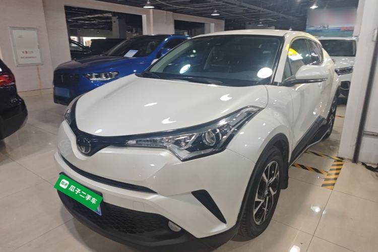 Used Toyota C-HR 2018 2.0L Leading Edition China V-standard Guazi used car, China used car export, Used car for sale, Used  cars, Cheapest cars for sale