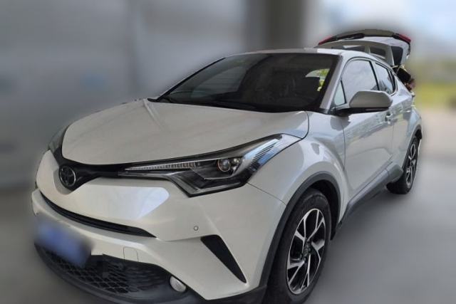 Toyota C-HR 2018 2.0L Luxury Sunroof Version China V Emission Standard usado