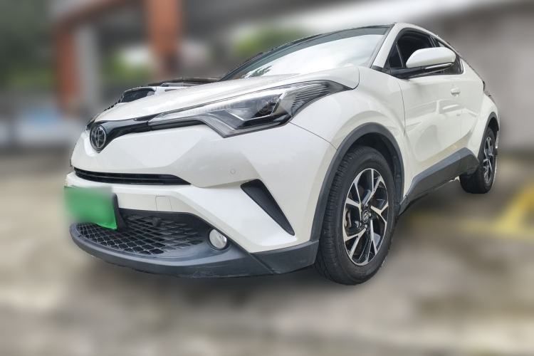 Used Toyota C-HR 2018 2.0L Luxury Sunroof Version China VI Standard Guazi used car, China used car export, Used car for sale, Used  cars, Cheapest cars for sale