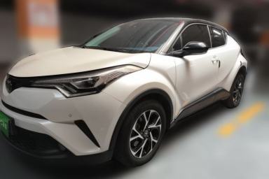 Used Toyota C-HR 2018 2.0L Luxury Sunroof Version China VI Standard