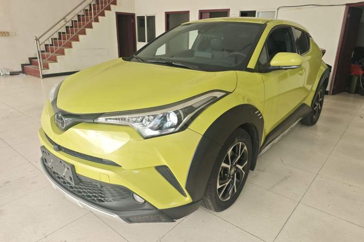 Toyota C-HR 2018 2.0L Coolway Leading Edition China V Standard usata Guazi used car, China used car export, Used car for sale, Used  cars, Cheapest cars for sale