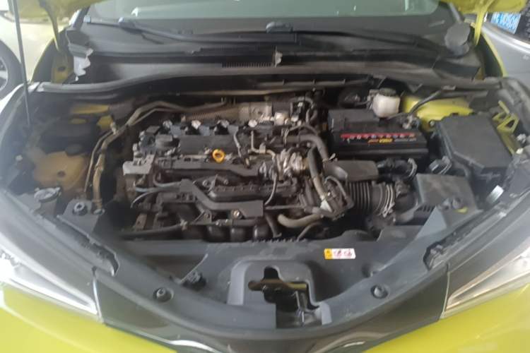 Used Toyota C-HR 2018 2.0L Elite Edition China V standard Engine Bay