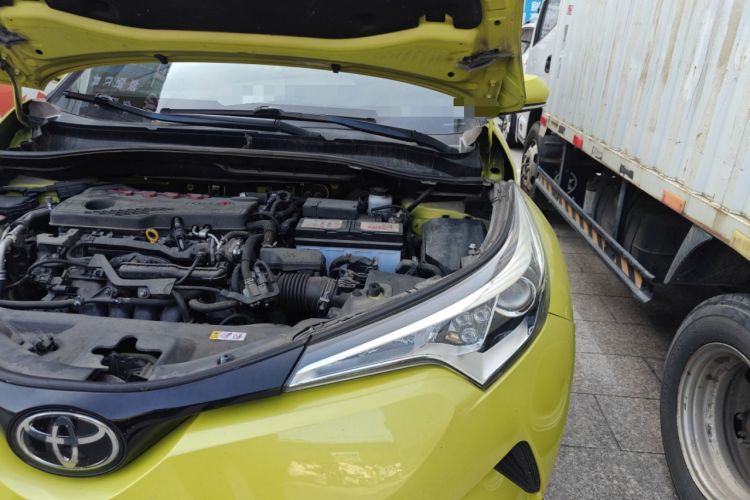 Used Toyota C-HR 2018 2.0L Leading Edition China V-standard Engine Bay Left