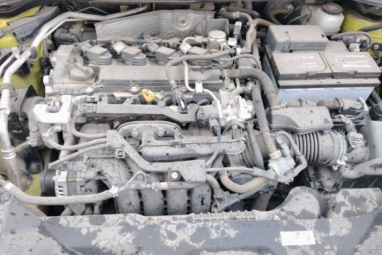 Used Toyota C-HR 2018 2.0L Leading Edition China VI Engine Bay