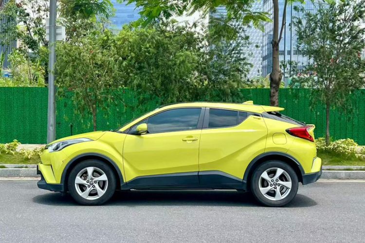 Used Toyota C-HR 2018 2.0L Elite Edition China V standard Exterior 4