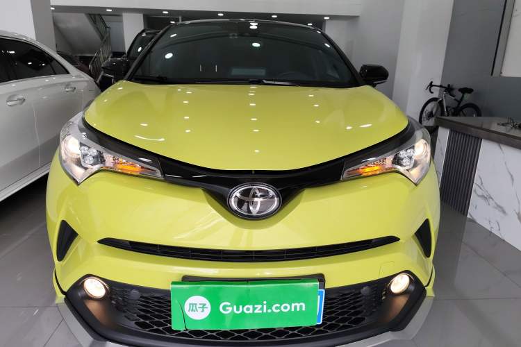 Used Toyota C-HR 2018 2.0L Leading Edition China VI Front