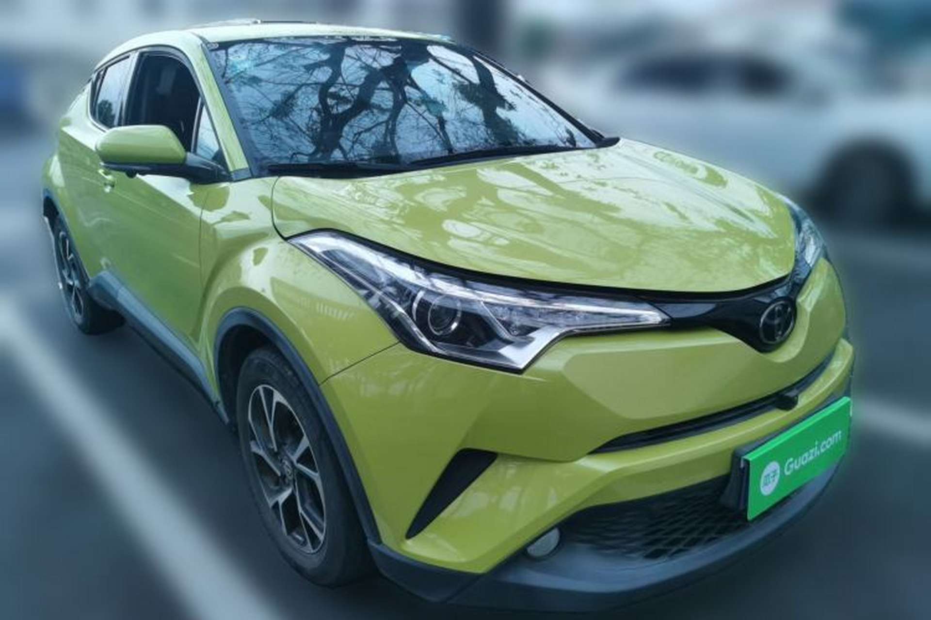 Used Toyota C-HR 2018 2.0L Leading Edition China VI Front Right 45 Deg