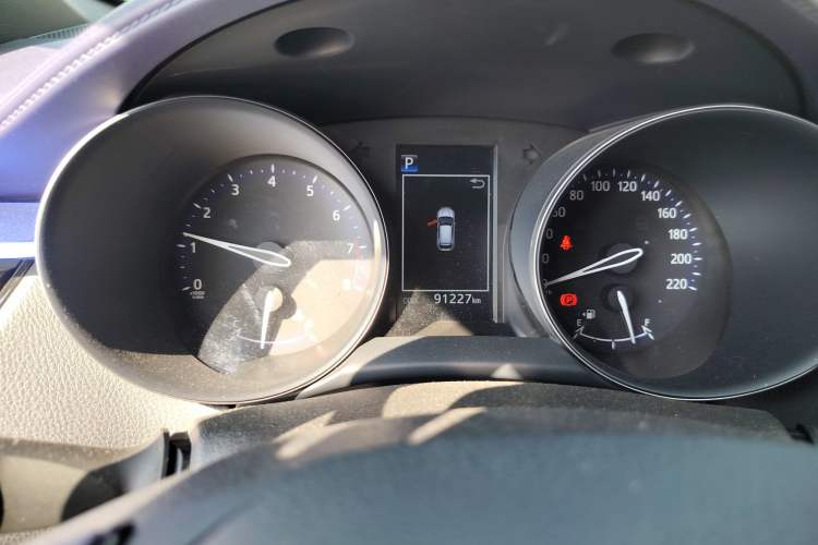 Used Toyota C-HR 2018 2.0L Leading with Sunroof China V Standard Instrument Cluster