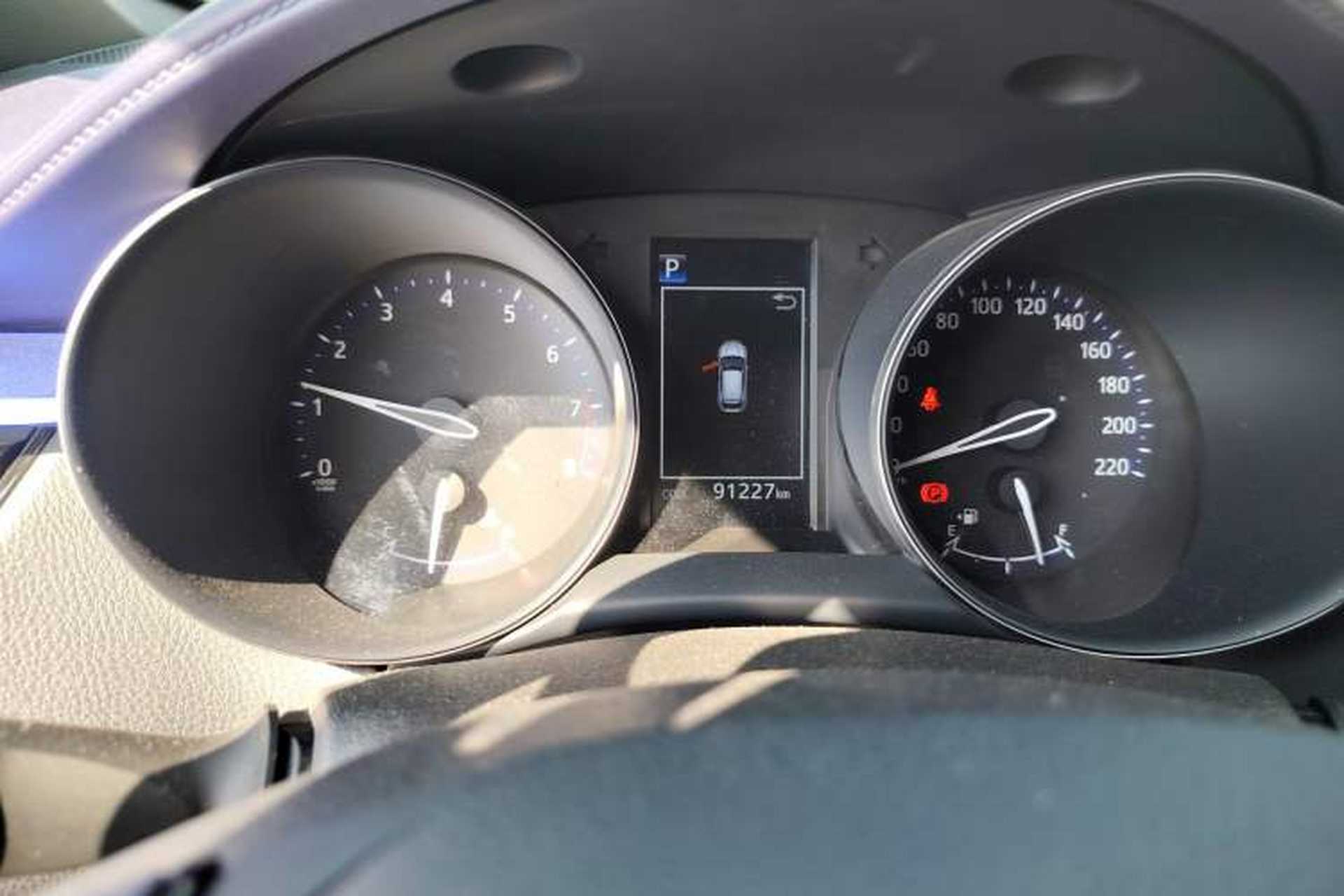 Used Toyota C-HR 2018 2.0L Leading with Sunroof China V Standard Instrument Cluster