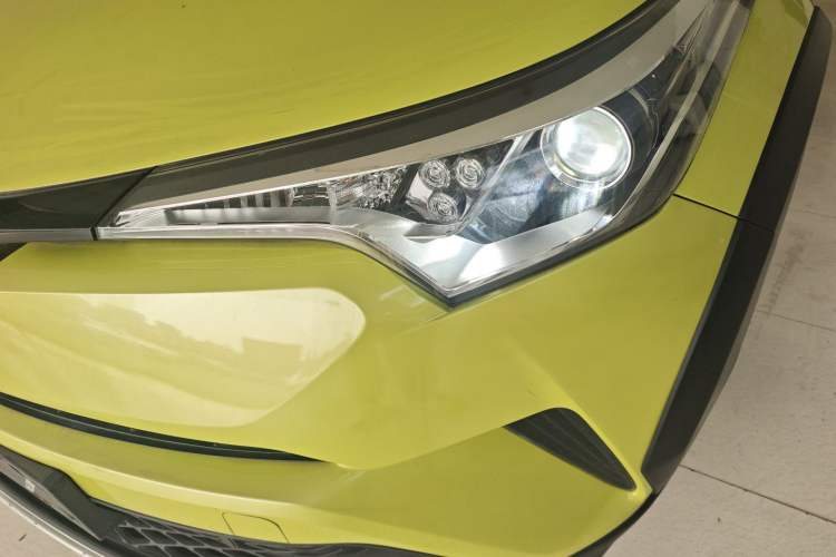 Used Toyota C-HR 2018 2.0L Coolway Leading Edition China V Standard Left Front Headlight
