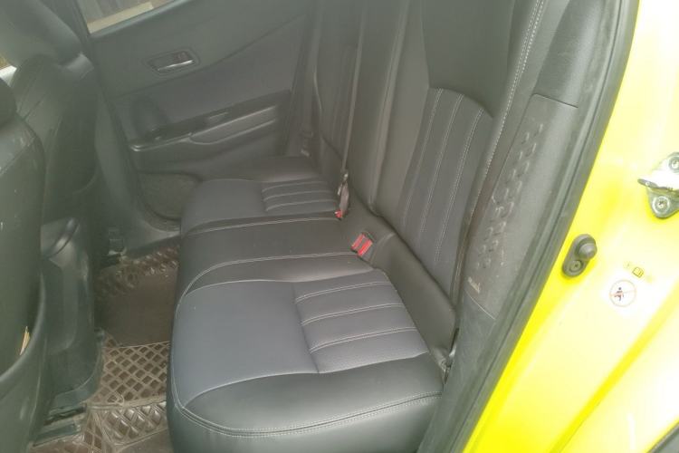 Used Toyota C-HR 2018 2.0L Leading with Sunroof China V Standard Left Rear Seat