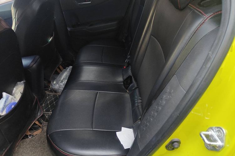 Used Toyota C-HR 2018 2.0L Leading Edition China V-standard Left Rear Seat