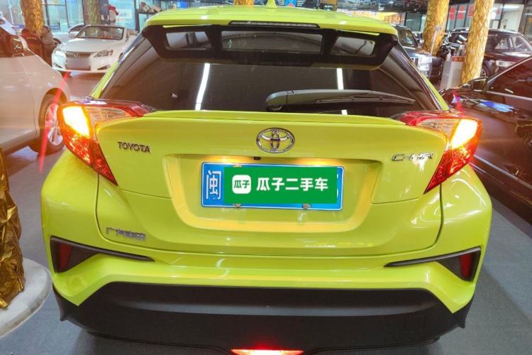 Used Toyota C-HR 2018 2.0L Leading with Sunroof China V Standard Rear