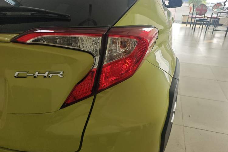 Used Toyota C-HR 2018 2.0L Coolway Leading Edition China V Standard Right Rear Taillight