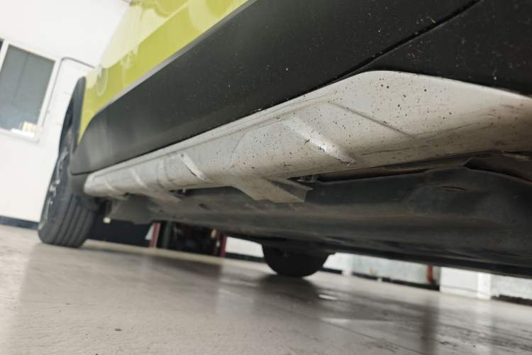 Used Toyota C-HR 2018 2.0L Coolway Leading Edition China V Standard Right Side Sill
