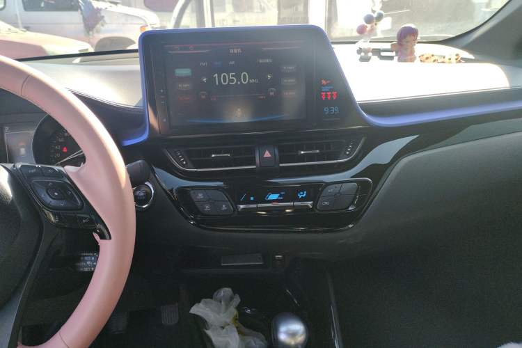 Used Toyota C-HR 2020 2.0L Leading Edition Audio And AC Panel