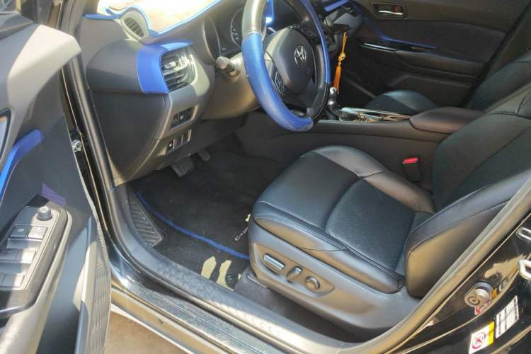 Used Toyota C-HR 2020 2.0L Leading Edition Driver Seat