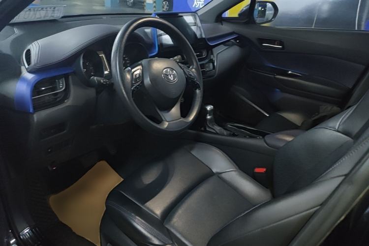 Used Toyota C-HR 2020 2.0L Leading Edition Driver Seat