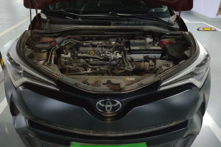 Used Toyota C-HR 2020 2.0L Luxury Edition Engine Bay