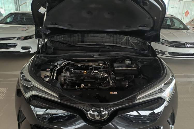 Used Toyota C-HR 2020 2.0L Luxury Edition Engine Bay