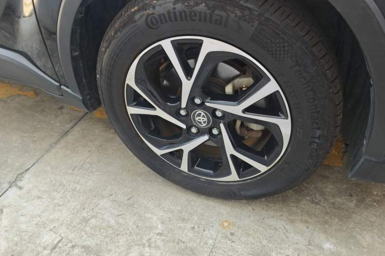Used Toyota C-HR 2020 2.0L Leading Edition Exterior 1