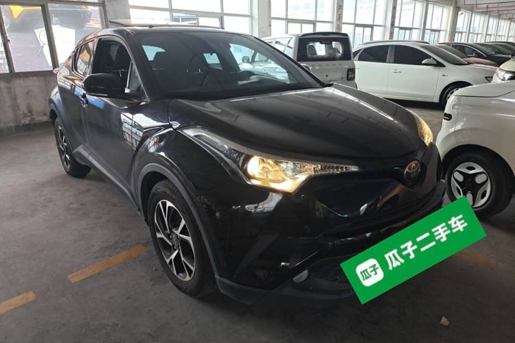 Used Toyota C-HR 2020 2.0L Leading Edition Exterior 2