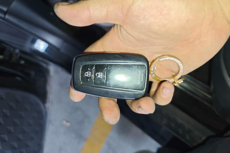 Used Toyota C-HR 2020 2.0L Leading Edition Interior 1