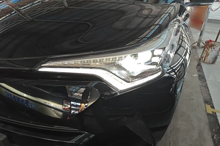 Used Toyota C-HR 2020 2.0L Luxury Edition Left Front Headlight