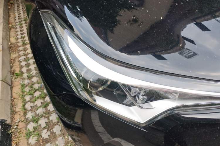 Used Toyota C-HR 2020 2.0L Leading Edition Right Front Headlight