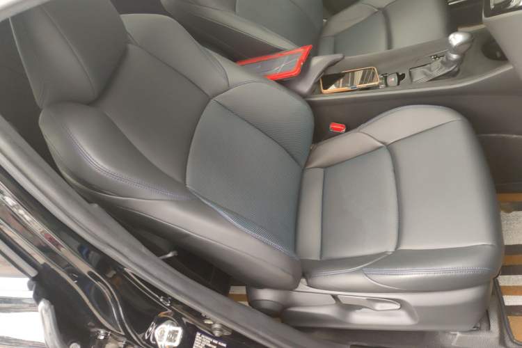 Used Toyota C-HR 2020 2.0L Leading Edition Right Front Seat
