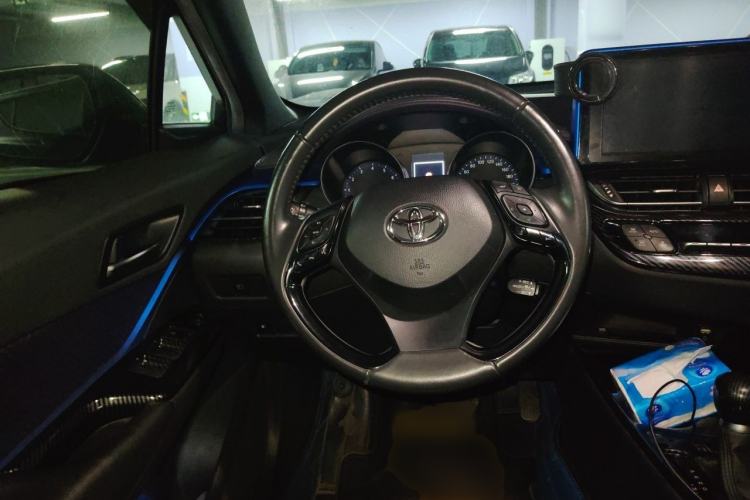 Used Toyota C-HR 2020 2.0L Luxury Edition Steering Wheel