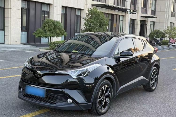 Used Toyota C-HR 2020 2.0L Leading Edition Guazi used car, China used car export, Used car for sale, Used  cars, Cheapest cars for sale