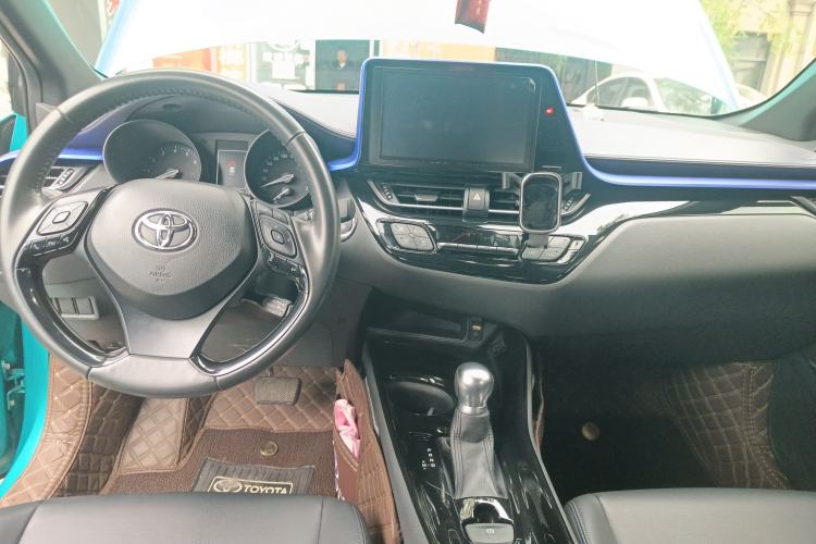 Used Toyota C-HR 2020 2.0L Luxury Edition Audio And AC Panel