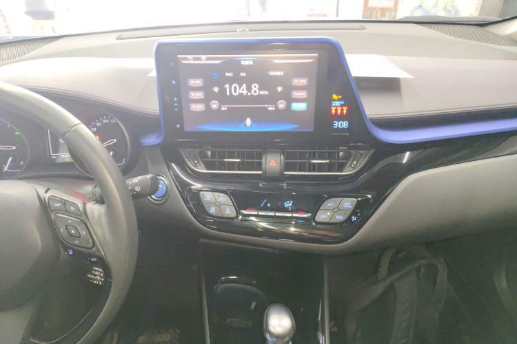 Used Toyota C-HR 2020 2.0L Luxury Edition Audio And AC Panel