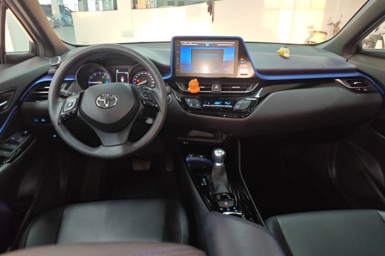 Used Toyota C-HR 2020 2.0L Leading Edition Center Console