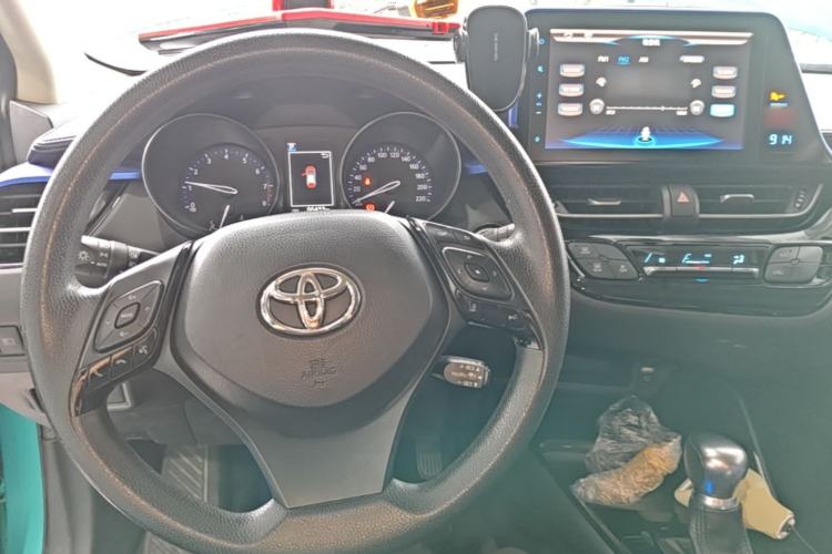 Used Toyota C-HR 2020 2.0L Leading Edition Center Console