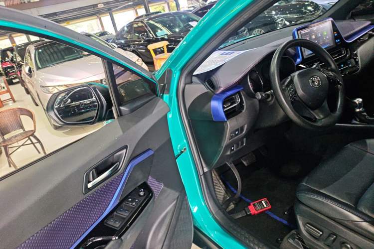Used Toyota C-HR 2020 2.0L Leading Edition Driver Seat