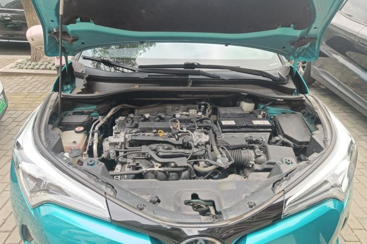 Used Toyota C-HR 2020 2.0L Luxury Edition Engine Bay