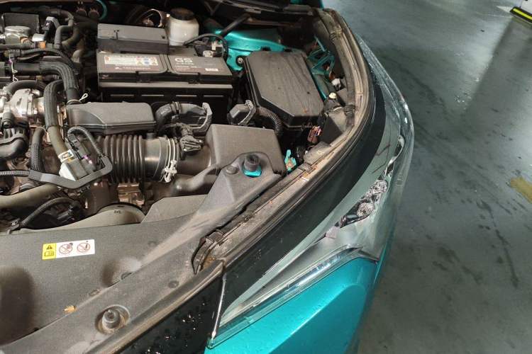 Used Toyota C-HR 2020 2.0L Comfort Edition Engine Bay Left
