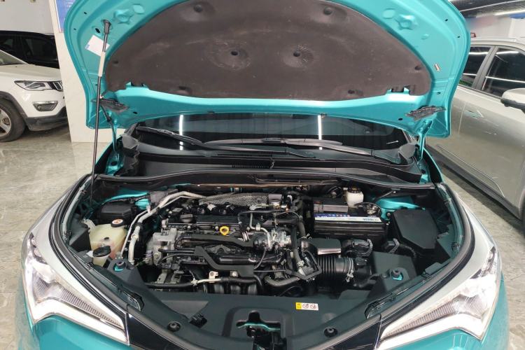 Used Toyota C-HR 2020 2.0L Luxury Edition Engine Bay