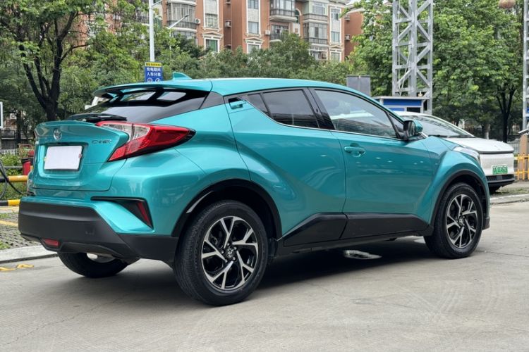 Used Toyota C-HR 2020 2.0L Leading Edition Exterior 2