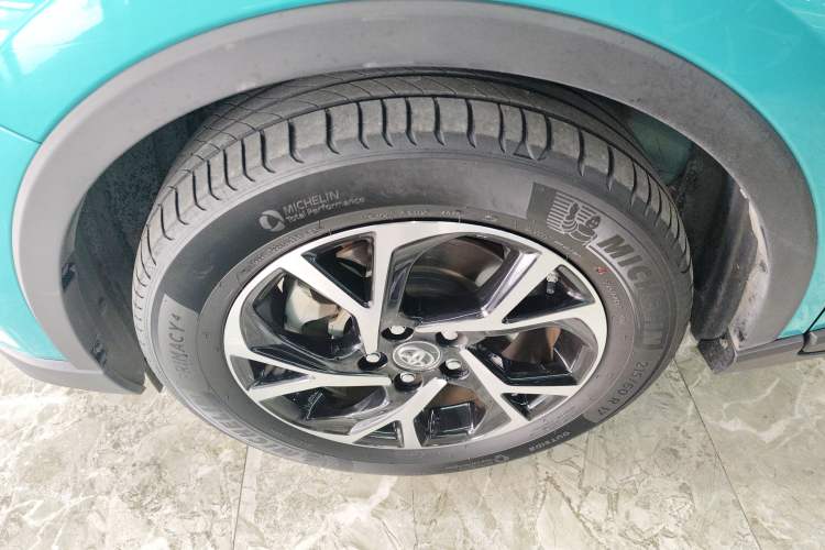 Used Toyota C-HR 2020 2.0L Luxury Edition Exterior 4