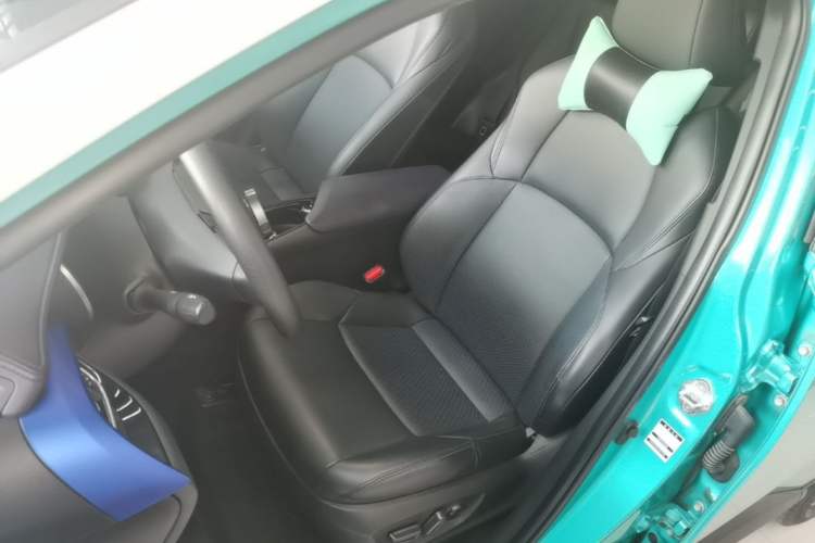 Used Toyota C-HR 2020 2.0L Leading Edition Left Front Seat