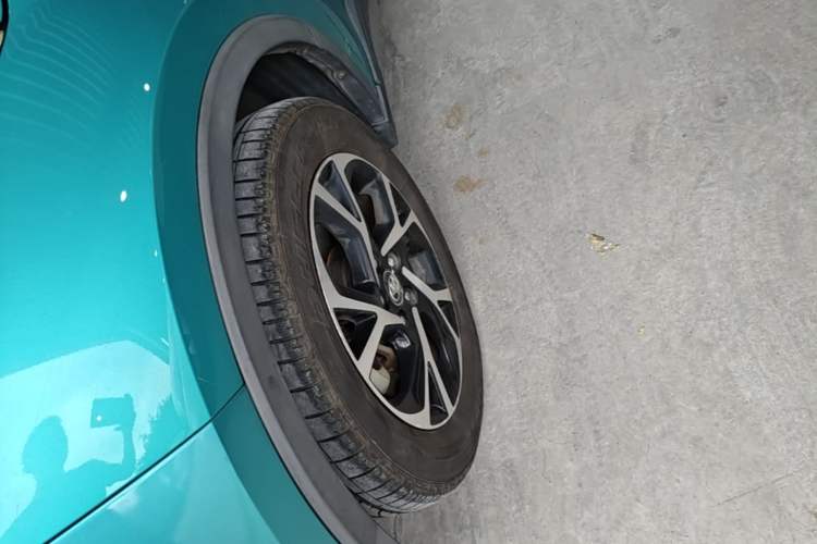 Used Toyota C-HR 2020 2.0L Leading Edition Left Front Wheel Hub