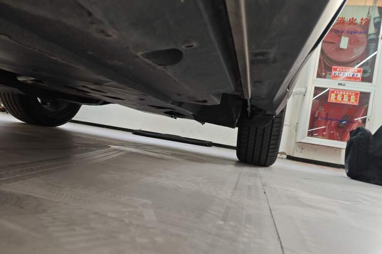 Used Toyota C-HR 2020 2.0L Leading Edition Left Side Sill