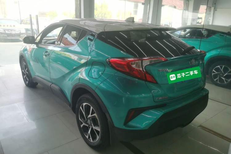 Used Toyota C-HR 2020 2.0L Leading Edition Rear Left 45 Deg