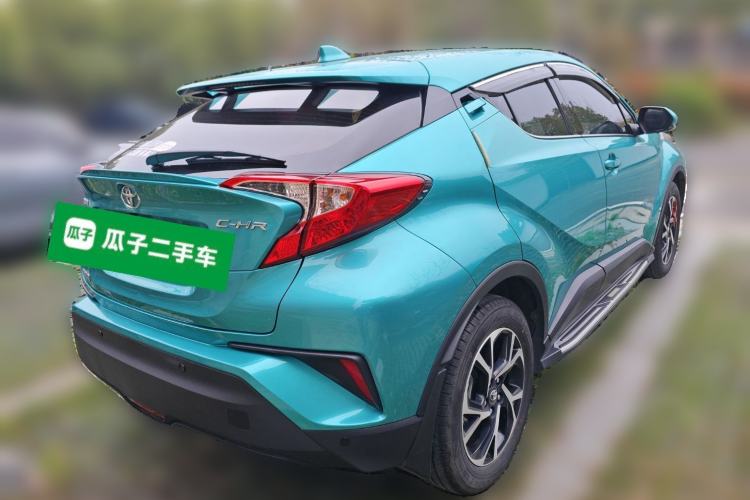 Used Toyota C-HR 2020 2.0L Leading Edition Rear Right 45 Deg