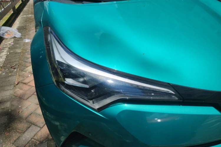 Used Toyota C-HR 2020 2.0L Luxury Edition Right Front Headlight