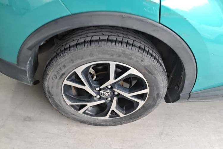 Used Toyota C-HR 2020 2.0L Leading Edition Right Rear Wheel Hub