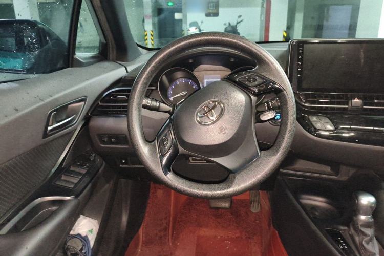 Used Toyota C-HR 2020 2.0L Comfort Edition Steering Wheel